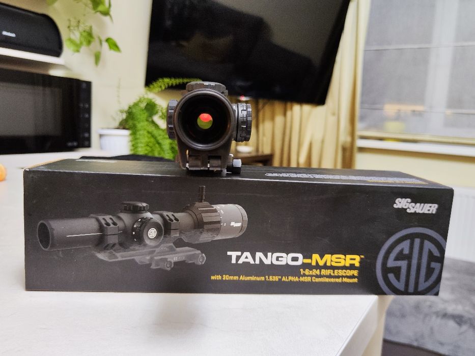 Приціл Зіг Зауер 1-6х24 продам