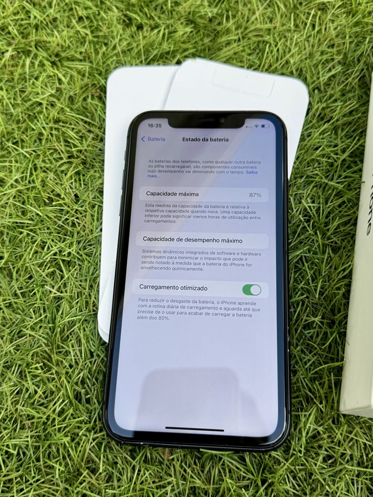 iPhone 11 Preto como novo