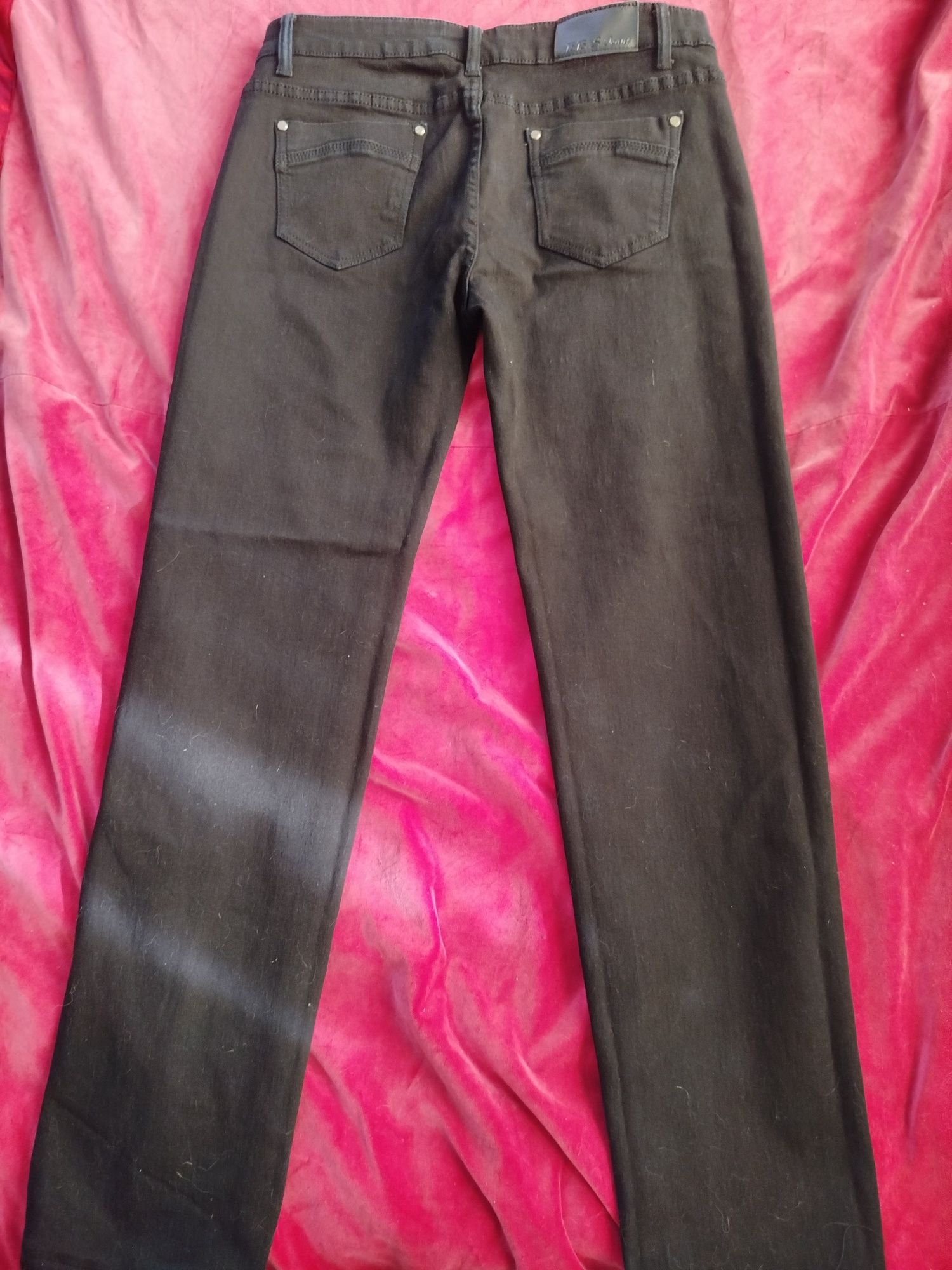 Czarne spodnie jeansowe BB.S rozmiar 46