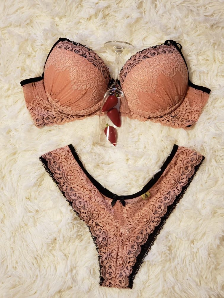 Lingerie Brasileira NOVA