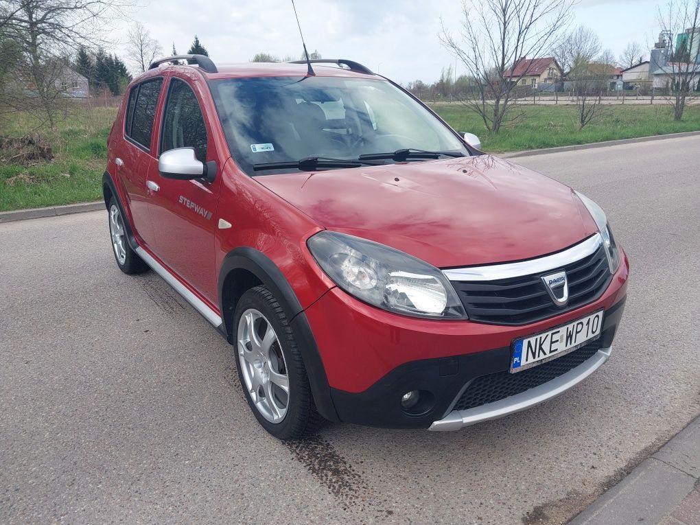 Dacia sandero stepway 1.6 benzyna doinwestowany