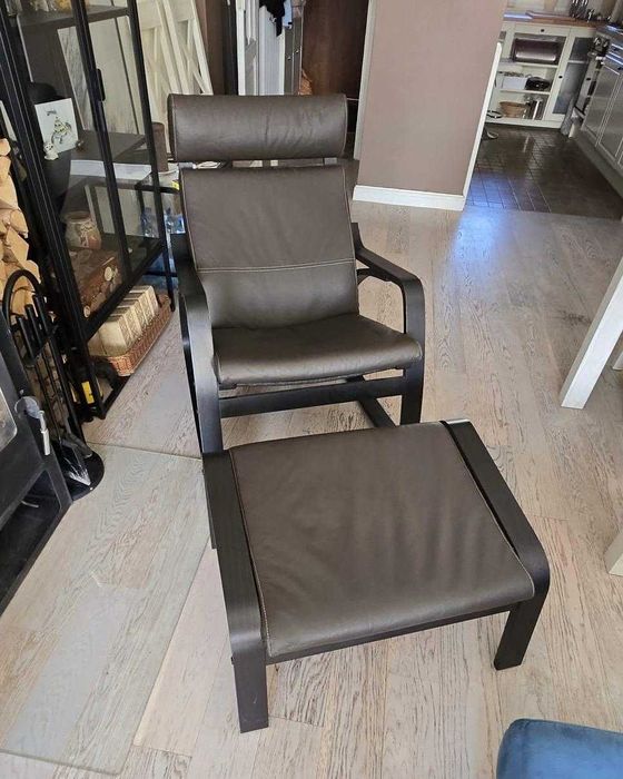 POÄNG
Fotel/podnóżek, brązowy/Glose ciemnobrązowy