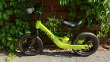 Rowerek biegowy cariboo magnesium pro, kolor limonka