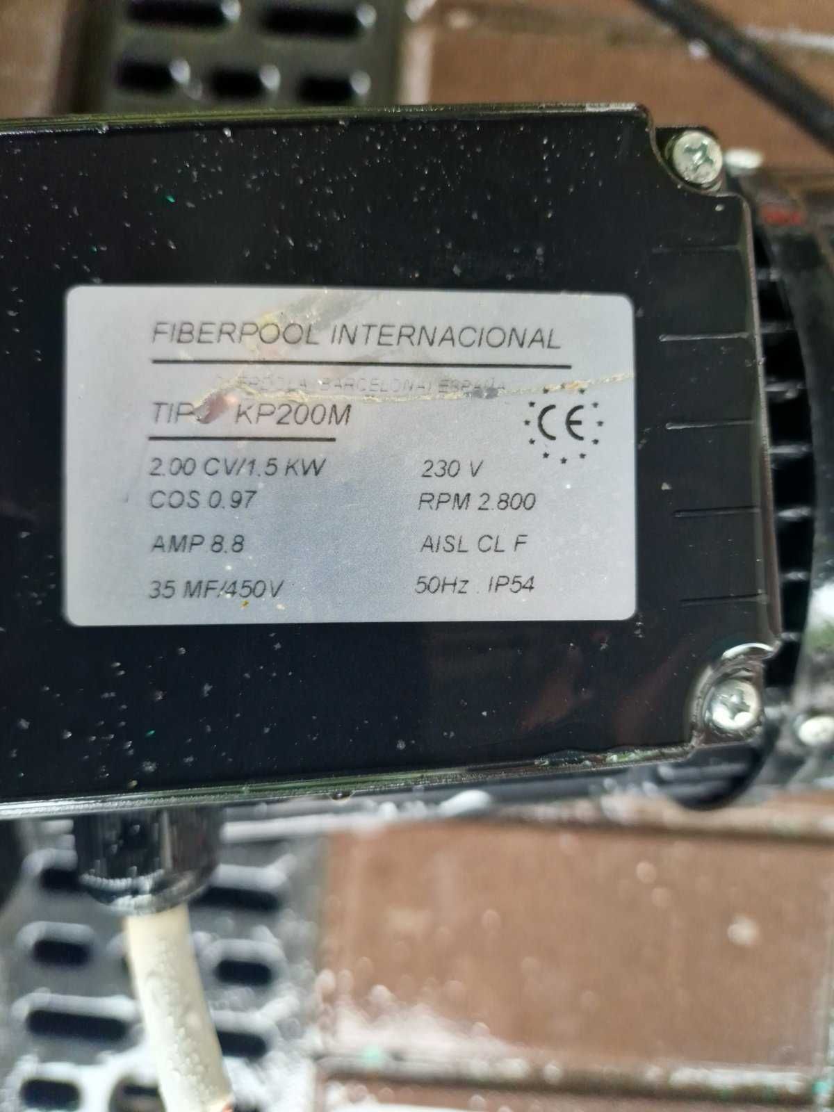 Насос с префильтром Fiberpool  (с крышкой на винтах), (1,5 кВт) (220V)