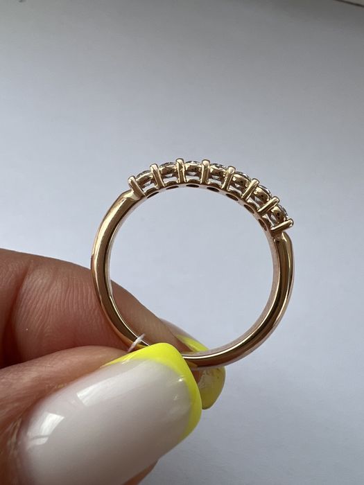 Крутое золотое кольцо с бриллиантами р.18 вес2,92 красное золото 585