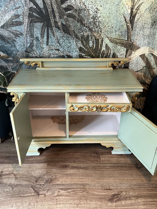 Komoda w stylu vintage / shabby chic – ręcznie odnawiana