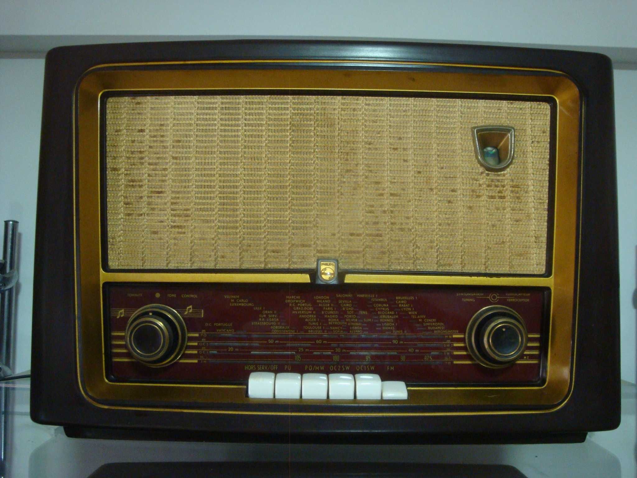 Radio de valvulas Philips