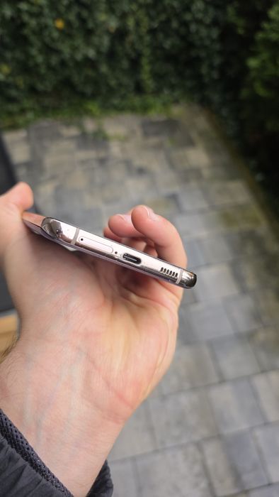 Samsung Galaxy S21 plus / S21+