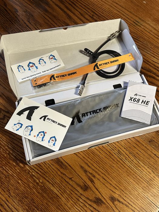 Attack shark X68HE на магнітних перемикачах RGB