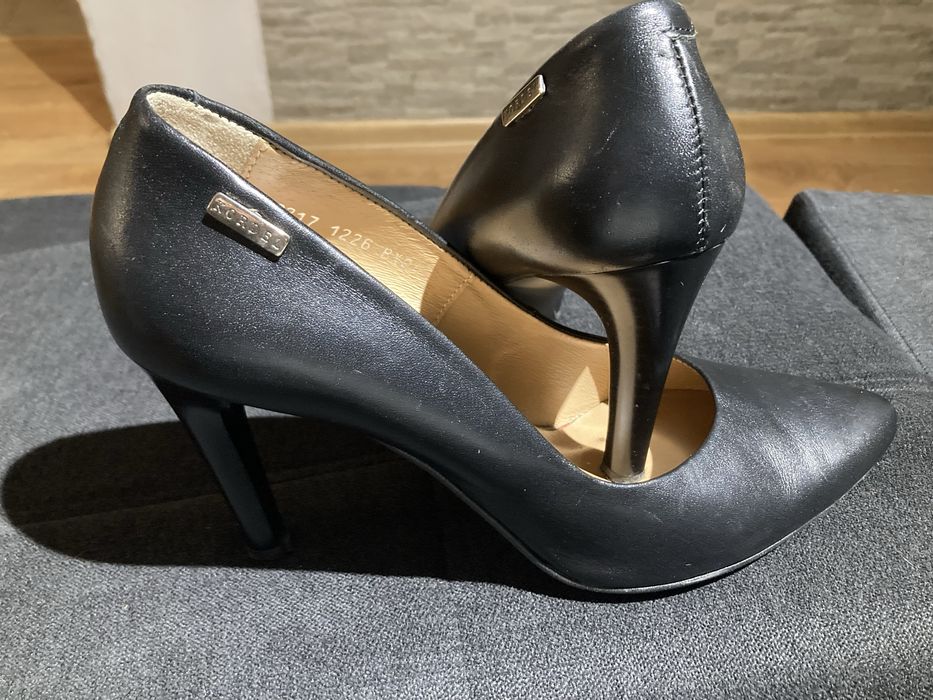 Czarne szpilki 40 KORDEL