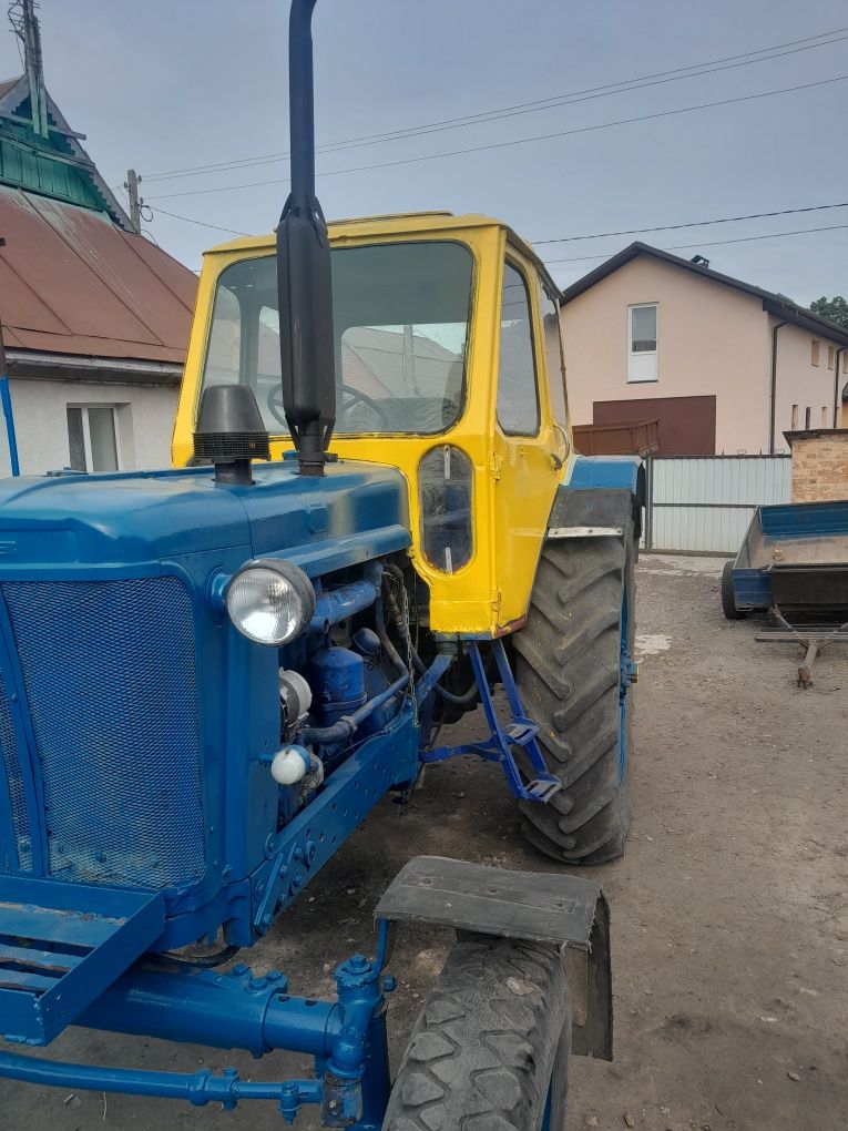 Трактор Юмз 6 в доброму стані