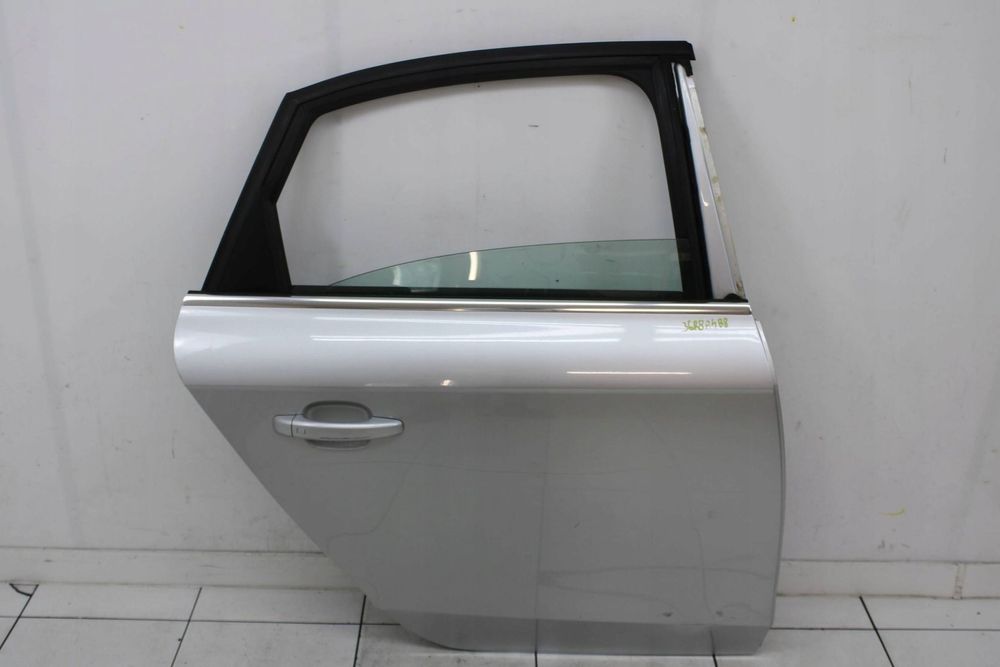 AUDI A4 B8 2007R- DRZWI PRAWE PRAWY TYŁ TYLNE SEDAN LX7W - KOD LAKIERU