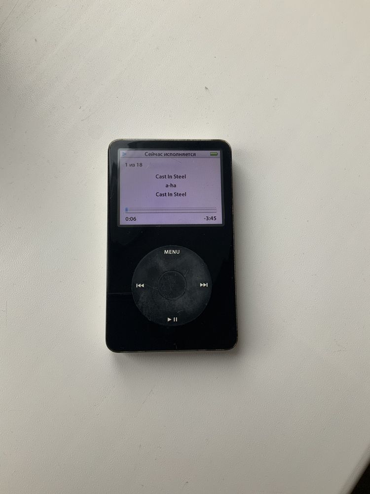 Apple iPod classic 5 30gb модель А1136