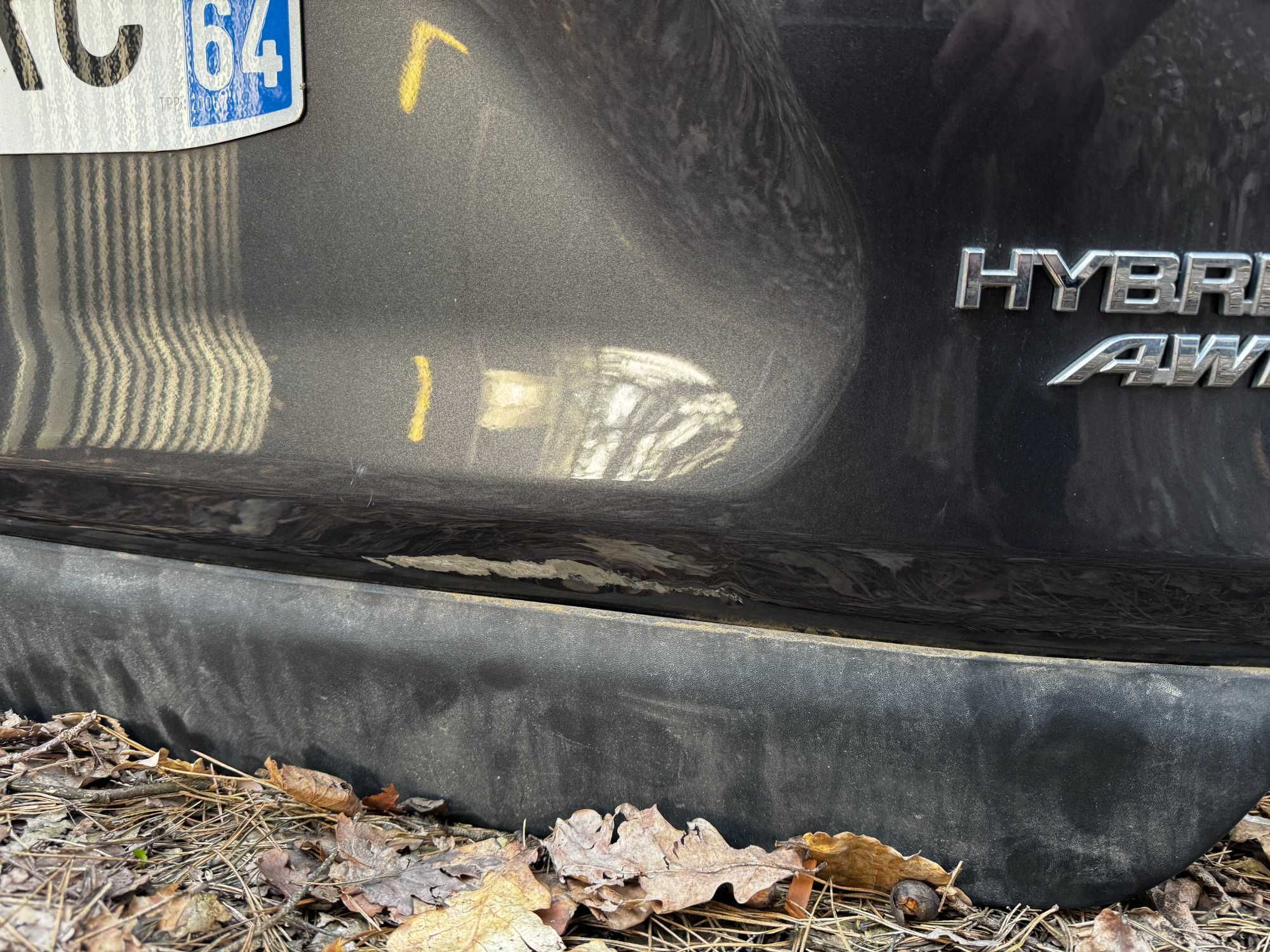 Klapa tył RAV4 kolor 1G3 lub 2QZ