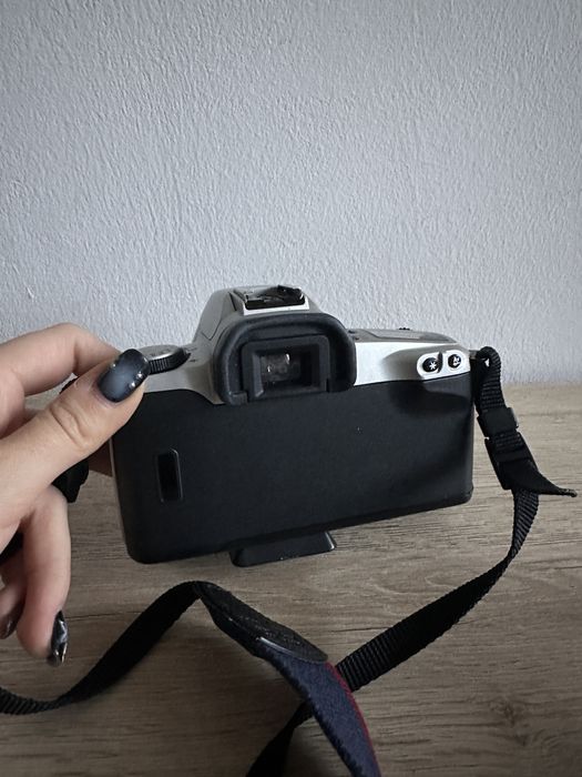 canon eos 500n - analog