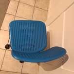 Krzesło dziecięce / młodzieżowe Ikea biurkowe obrotowe niebieskie