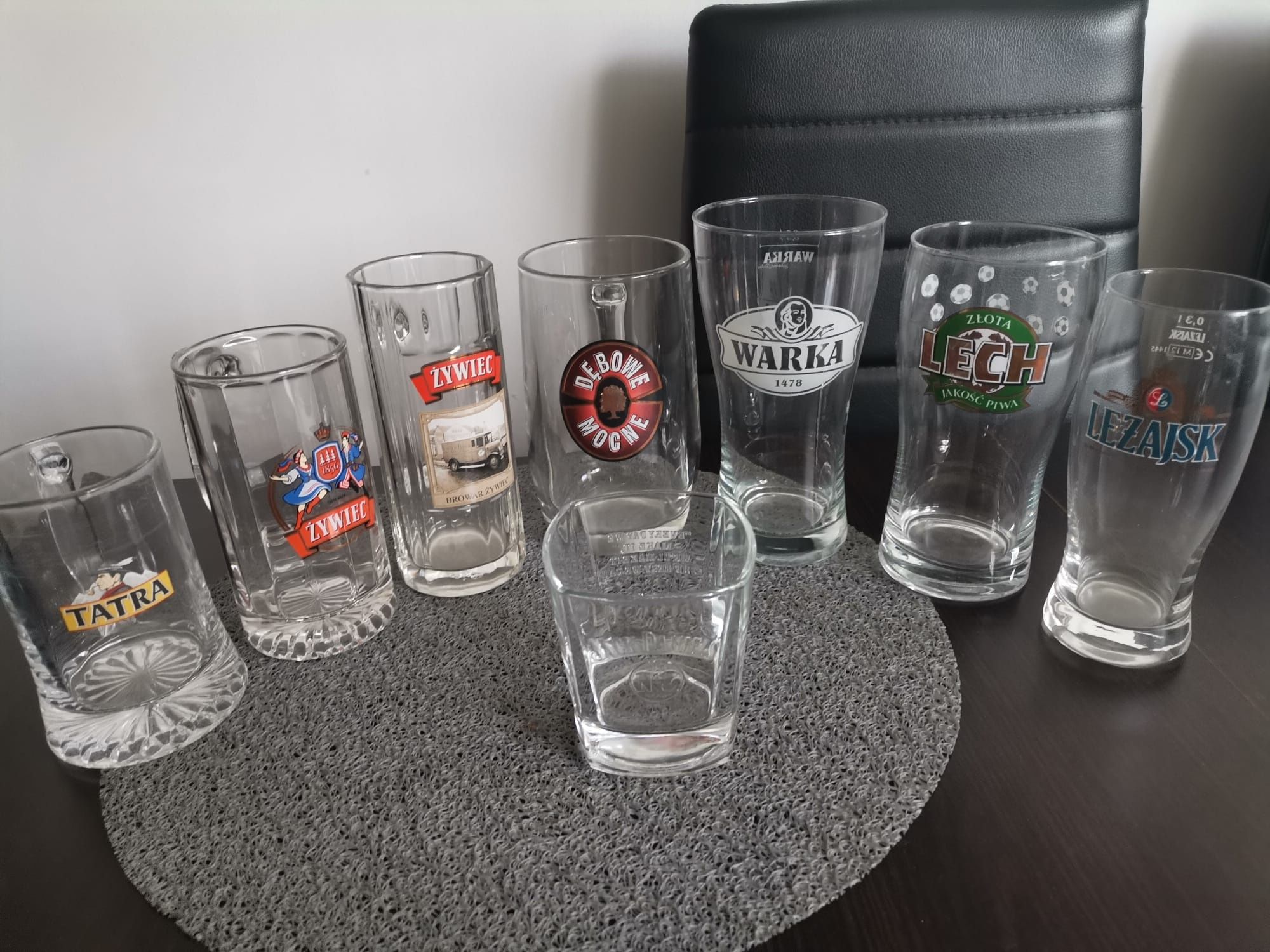 Kufle i szklanki