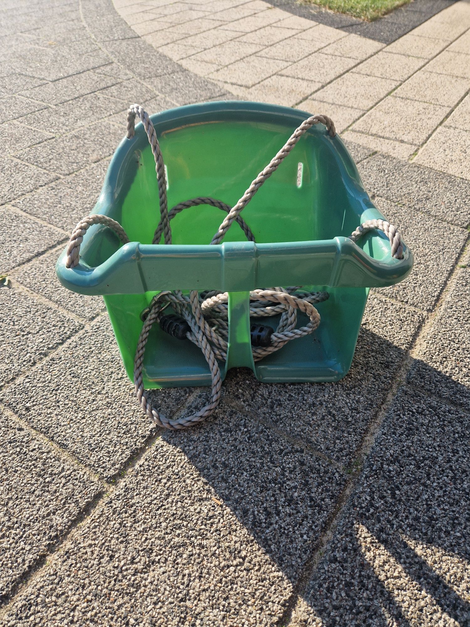 Huśtawka dla dzieci kubełkowa