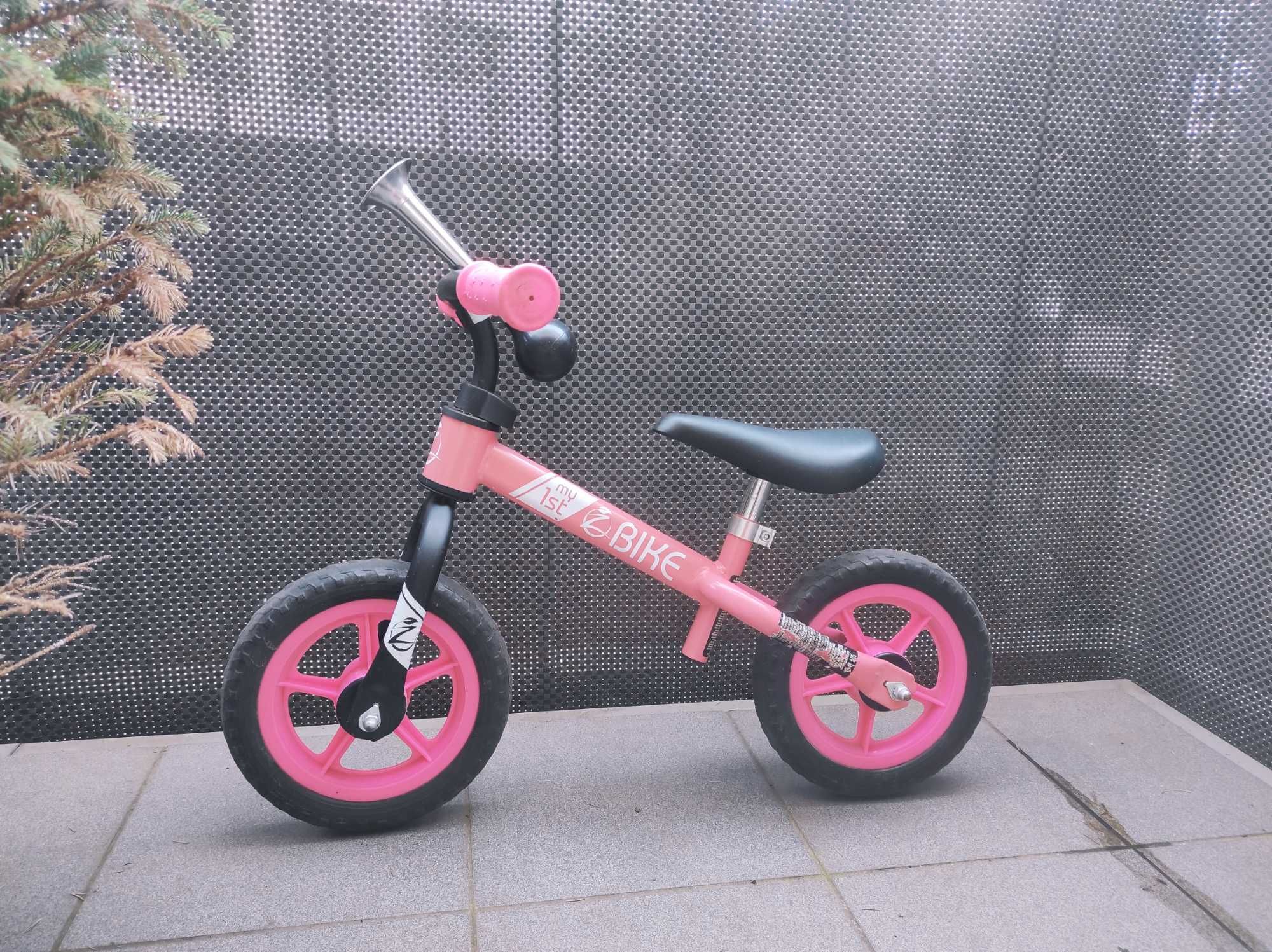 Rower biegówka różowy