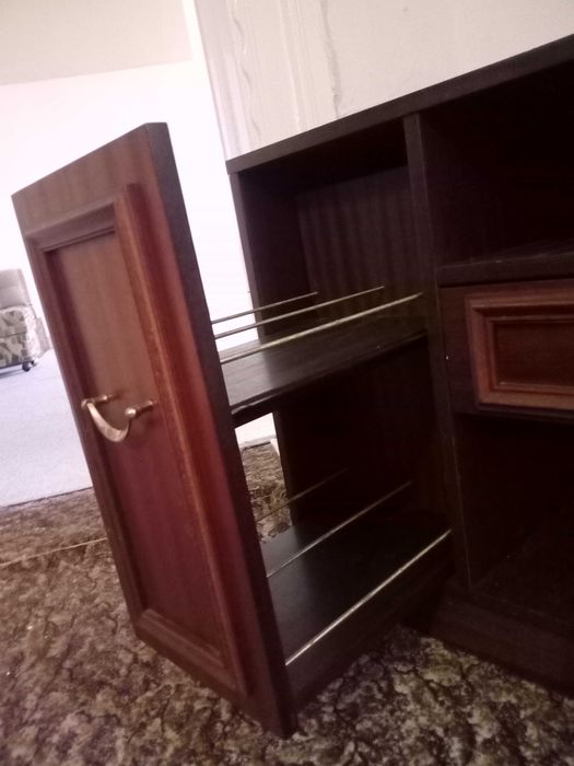 Szafka RTV Elegancka