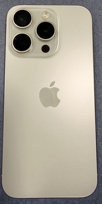 IPhone 15 pro 256gb - branco + capa apple