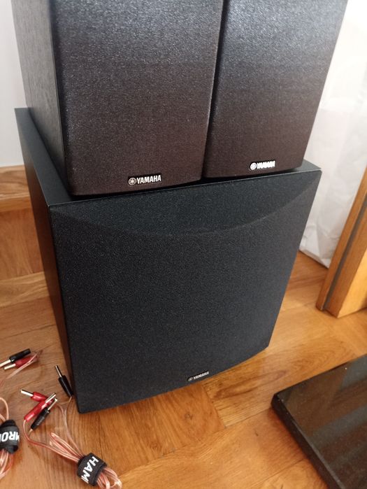 Wieża Yamaha i subwoofer