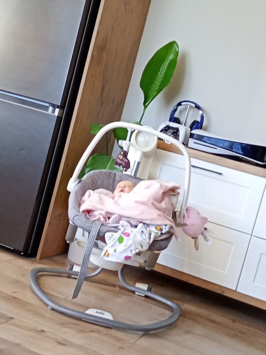 Sprzedam leżaczek elektryczny