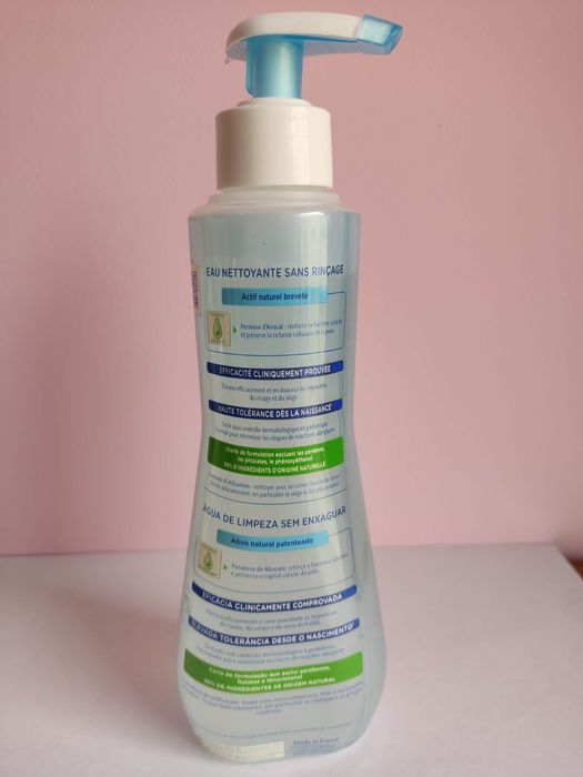 Mustela água de limpeza