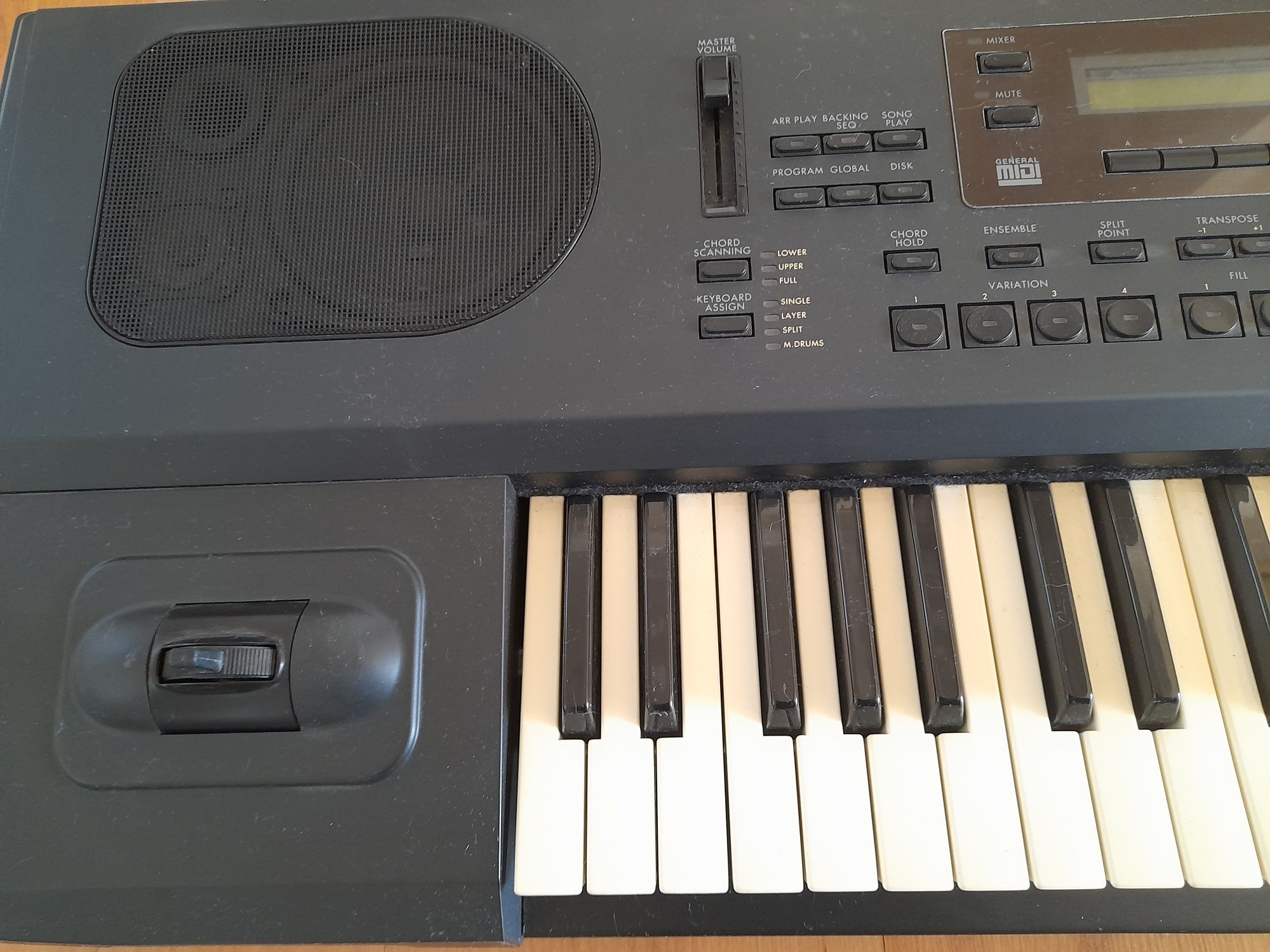 Organy Korg i4s sprawny