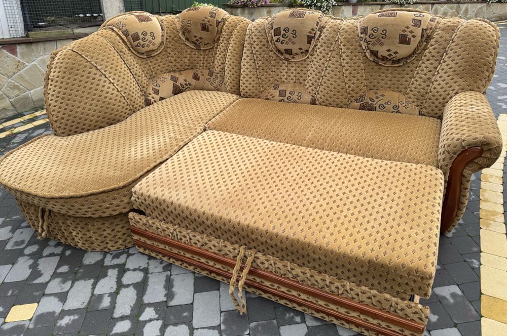 Мʼякий кутовий диван