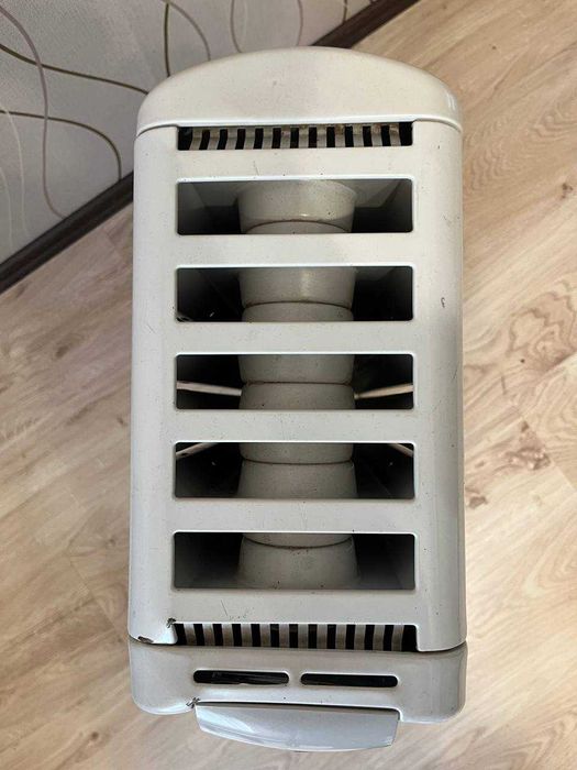 Масляний обігрівач De Longhi Dragon . 1500 Вт