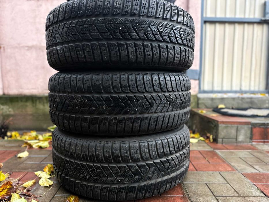 Диски Lexus 5/114,3 R17 в зборі з зимовою гумою Pirelli Sottozero 3