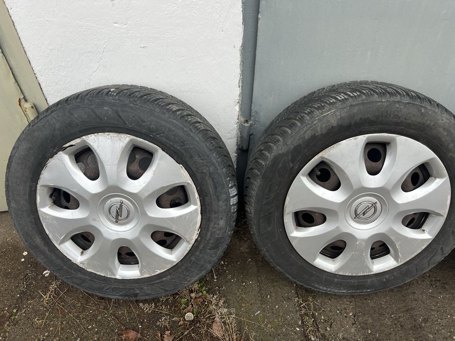 Opony  z felgami wielosezonowe 185/65 R15