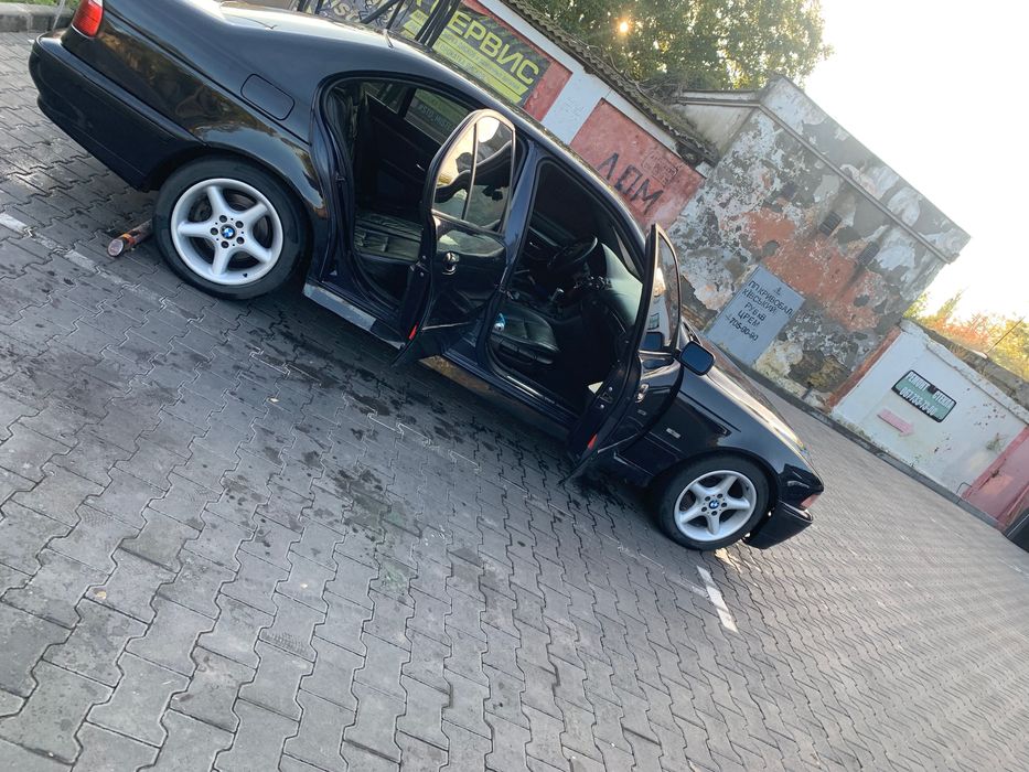 Бмв е39  5 серии