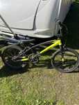 Bicicleta bmx infantil