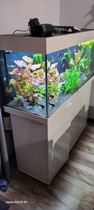 Sprzedam Akwarium juwel 240l