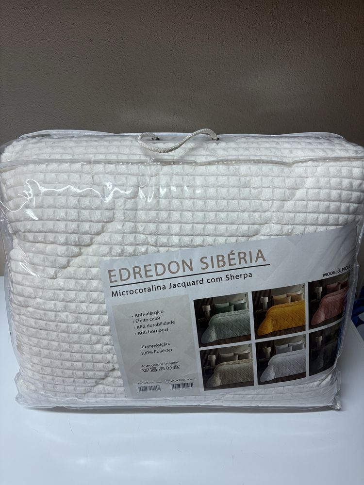 Edredon Coralina cama casal
