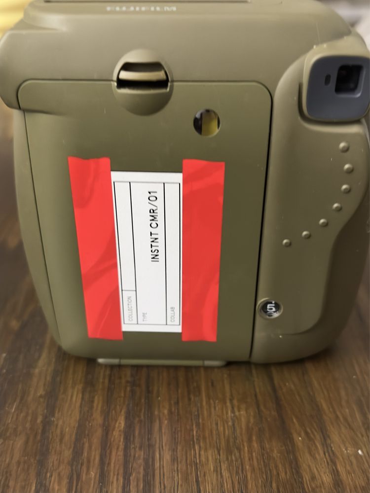 Zara srpls instax mini 9