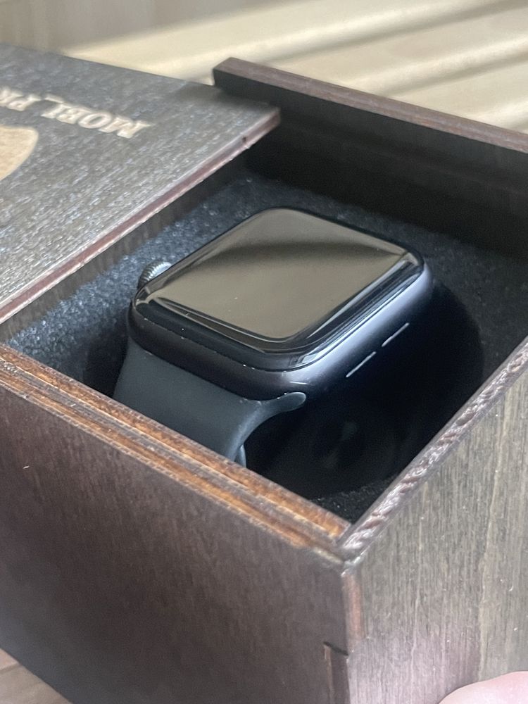 Годинник Apple Watch 6, 40 mm, GPS, Space Gray, Гарантія, Епл Вотч