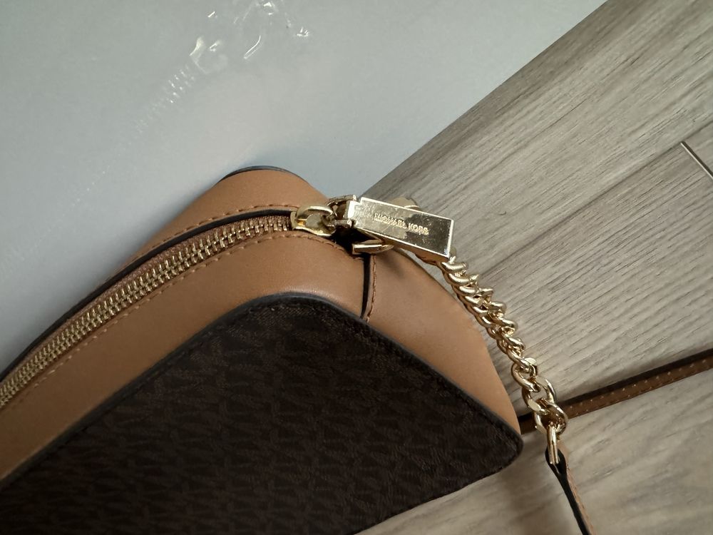 Michael Kors Ginny crossbody brazowa torebka z fredzlem