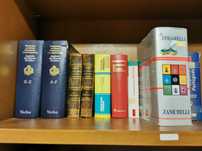 Dicionários / Livros