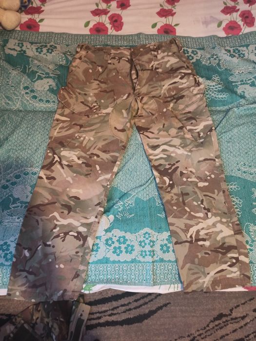 Куртка 52-54, штани 30-32, рубаха 48-50