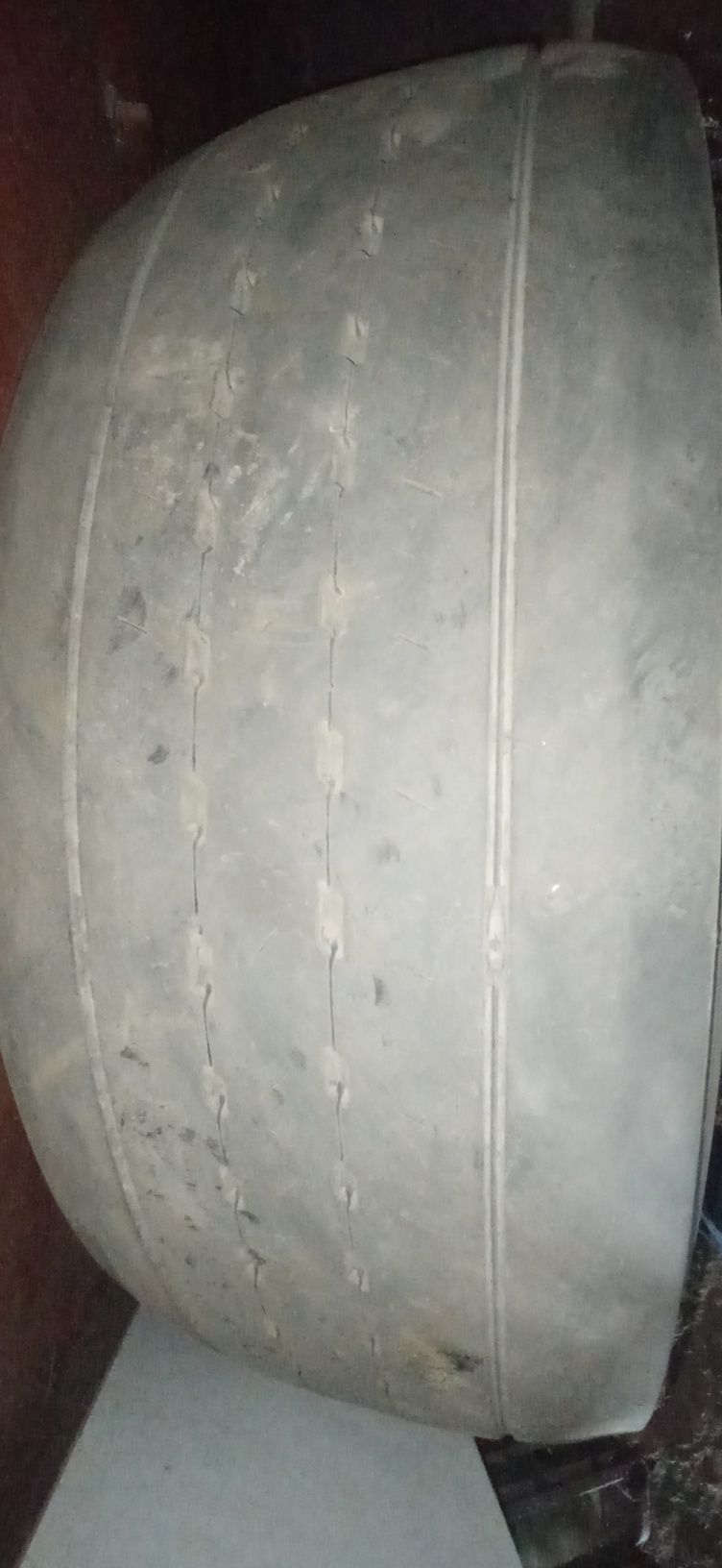 Продам грузовую шину315/70 r22.5 (good year)