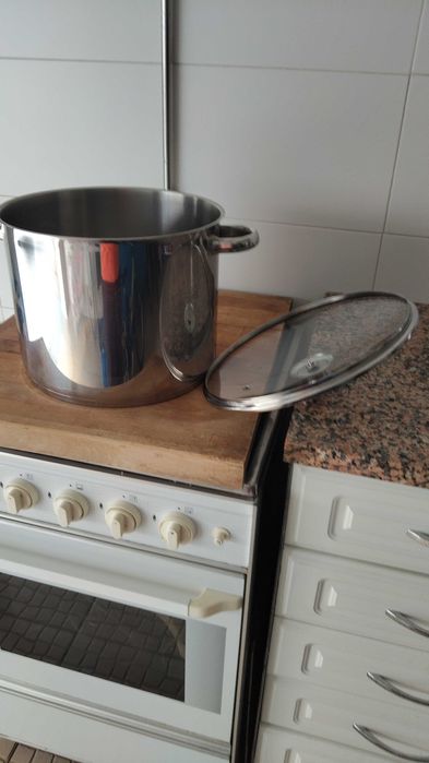 Panela 10L, inox como nova