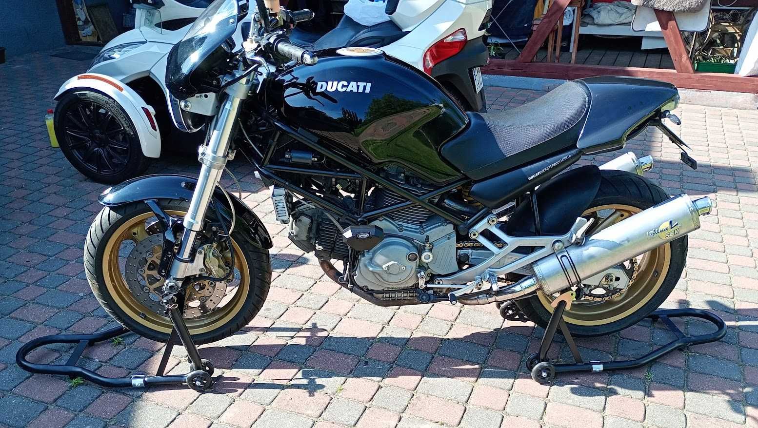 DUCATI MONSTER 900 ie. 2002.Dark. Bardzo zdrowy.