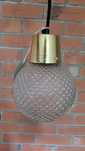 Szklana złota lampa wisząca Bloomingville