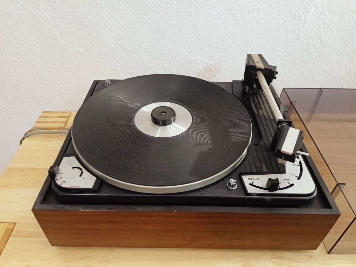 Gramofon Dual -CS 1010.