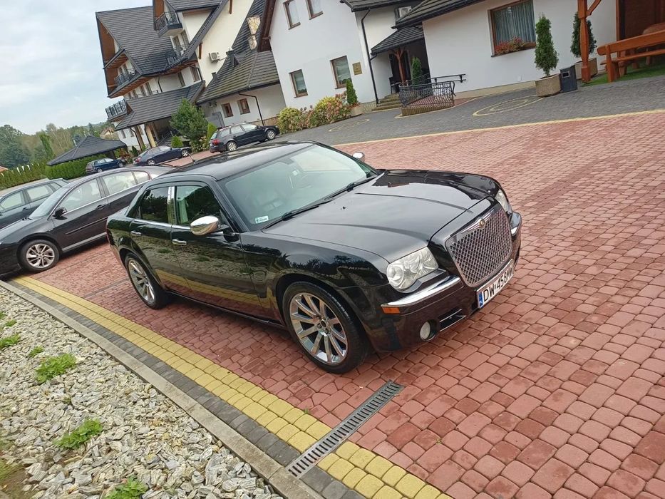 Chrysler 300C Chrysler 300C 3.5 V6 | LPG BRC | Felgi SRT8 | 237 000 km