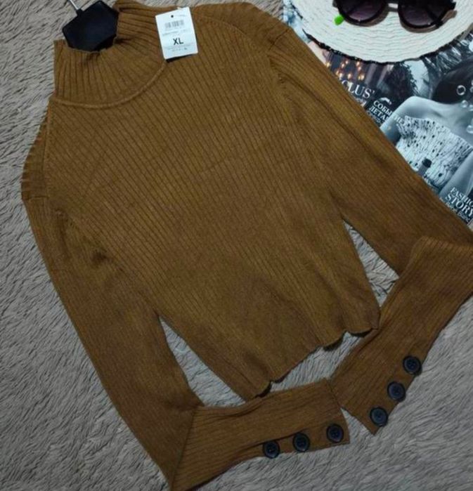 Жіночний одяг 44-46 розмір