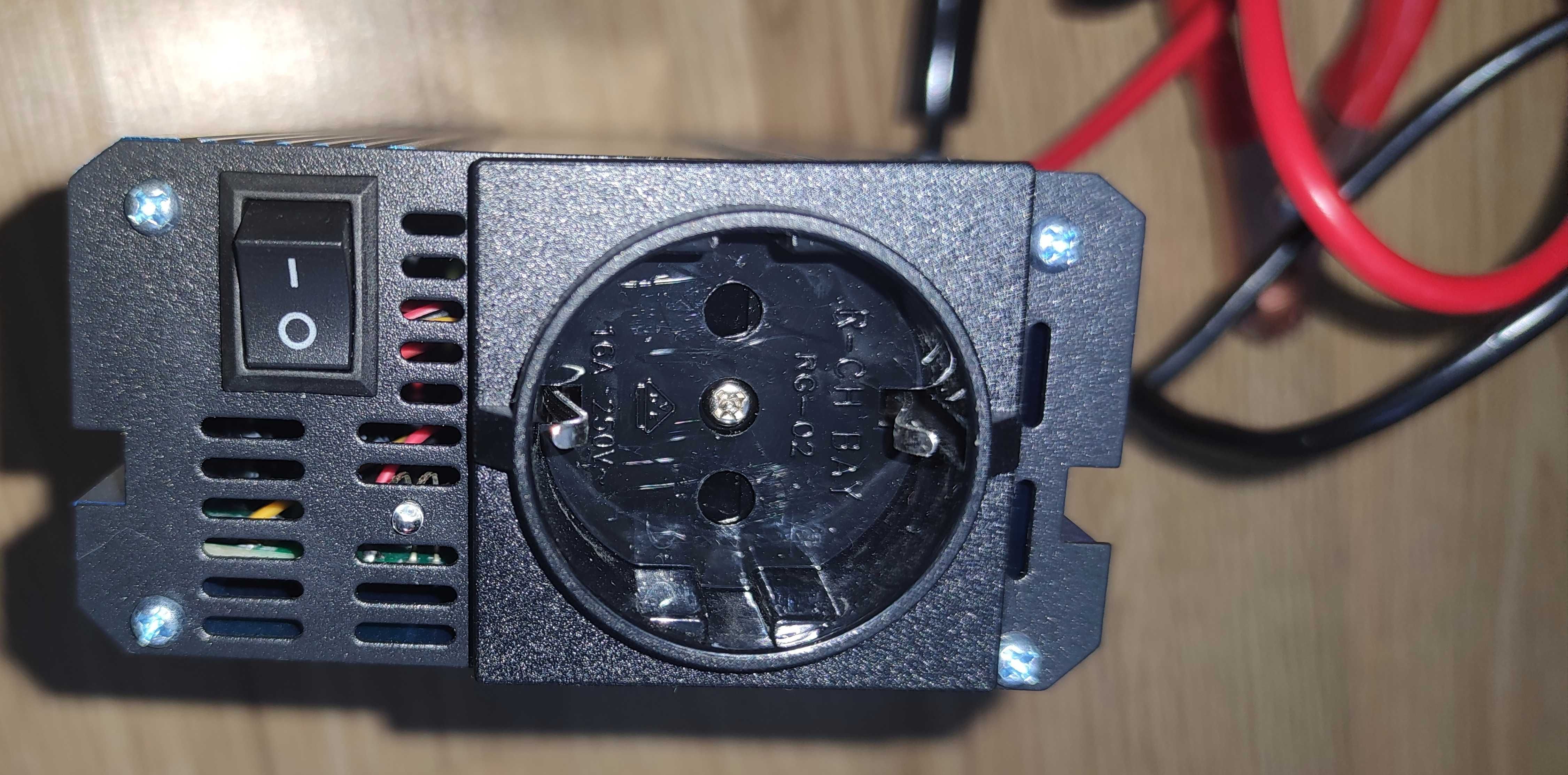Перетворювач інвертор Tataliken 1600W чистий синус 12V/220V